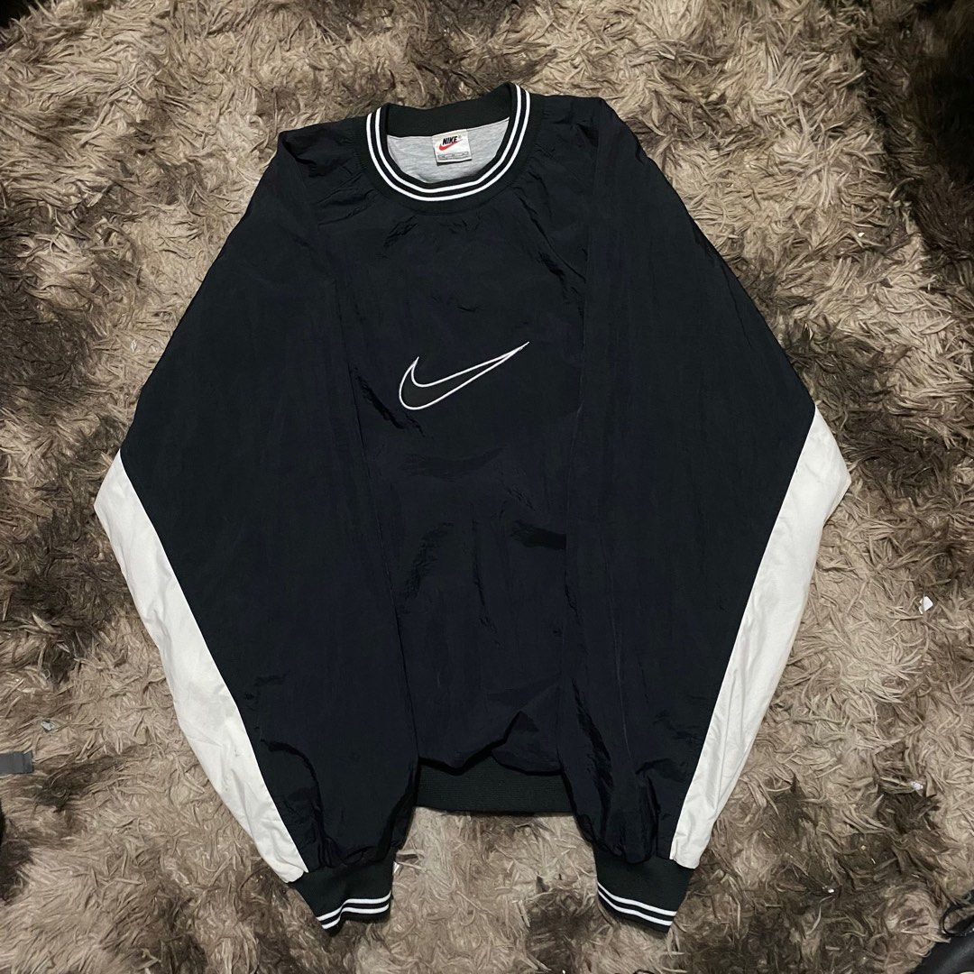 Nike 90's fashion top