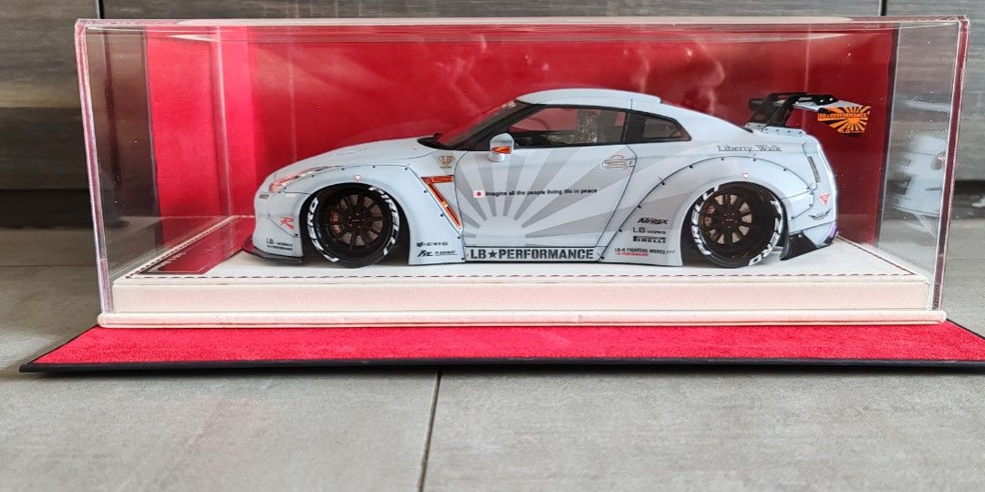 1/18 Davis & Giovanni Liberty Walk LB Performance Nissan R35 GT-R