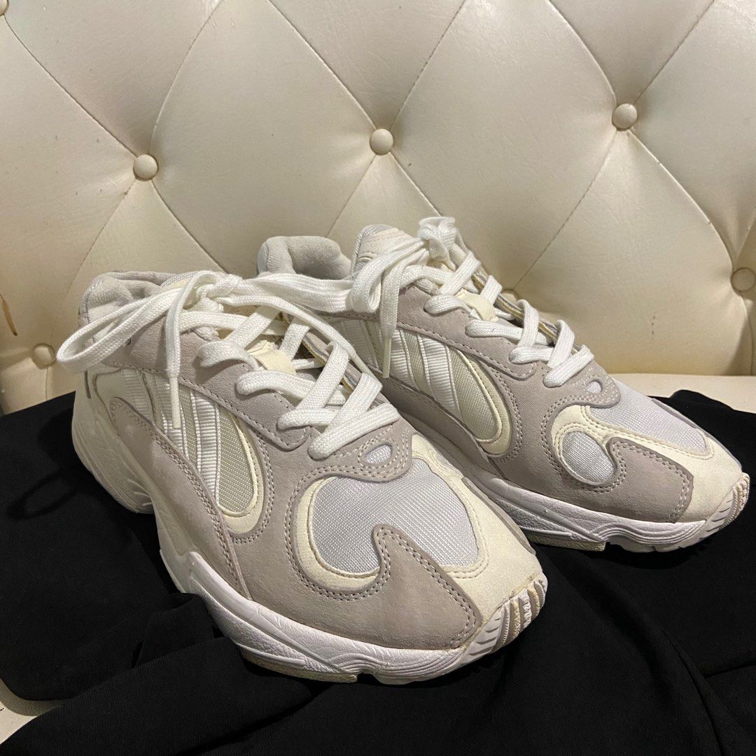 2 pairs Adidas Yung 1 Cloud Weezgo for Women Preloved Women s Fashion Footwear Sneakers on Carousell