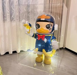 (Category: ) located in . Submitted by JWCBearbrickStore (Listing ID 1326810296, Image 1). Description: .