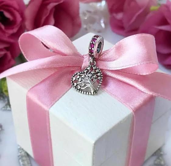 SALE PANDORA TREE OF LOVE HANGING CHARM