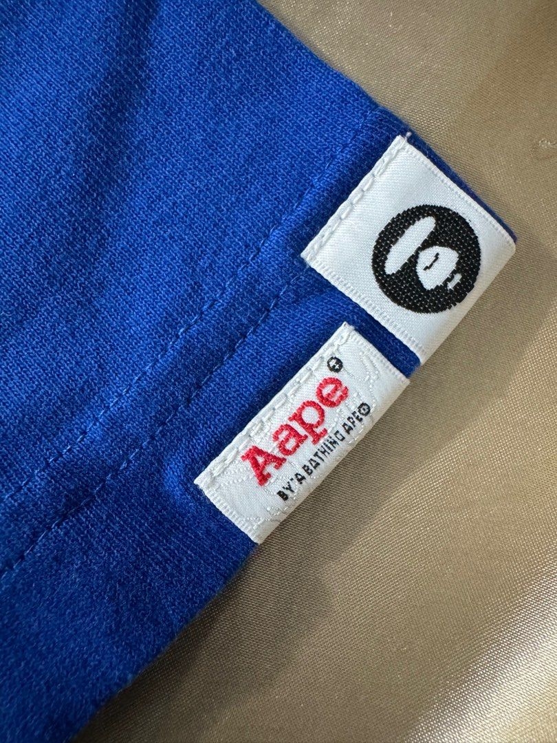 AAPE by BAPE Moonface Print Boxy Fit (Category: Tshirts & Polo Shirts ) located in Manila. Submitted by escobear (Listing ID 1326770884, Image 3). Description: Never been used, sinukat lang. Excellent Print RFS: Not my style.