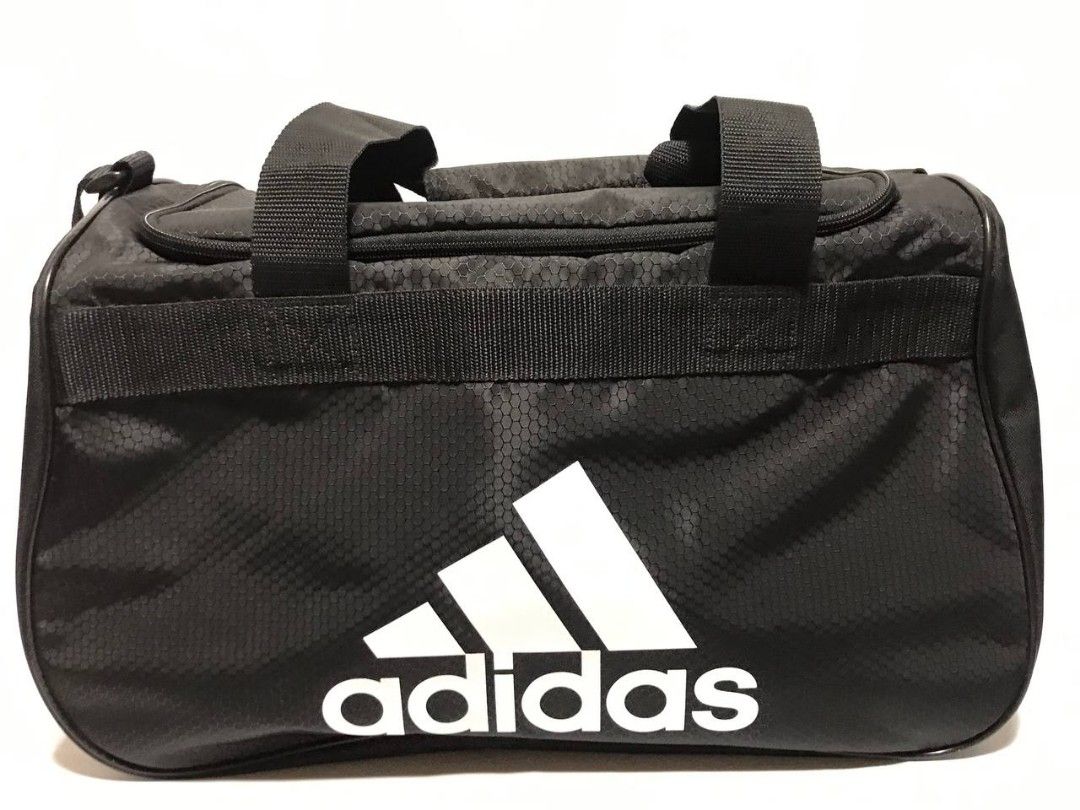 Adidas Duffle Bag Black (Category: Briefcases) located in Dinalupihan. Submitted by w_finds (Listing ID 1326684918, Image 1). Description: ❗SHIPPING FEE NOT INCLUDED TO THE PRICE. ✅ STILL NEGOTIABLE (NOT TOO LOW) ✅ WHAT YOU SEE WHAT YOU GET ✅ MOP: COP, GCASH, BANK TRANSFER. ✅ COURIER: LBC, JNT, JR EXPRESS,LALAMOVE ✅ NO RETURN WITHOUT VIDEO PROOF ✅ALL FLAWS WHERE SEEN ON THE PICTURE (IF ANY) ❌ NO TO JOYJOY BUYER/RESERVER.