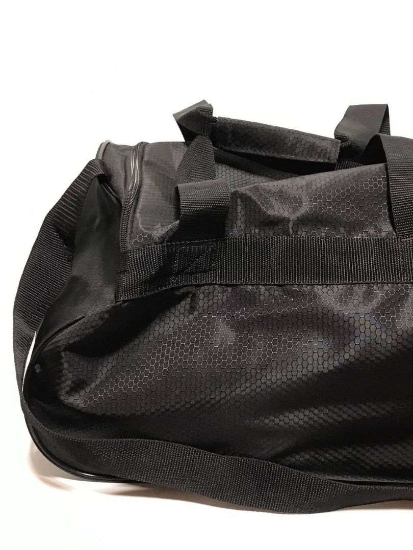 Adidas Duffle Bag Black (Category: Briefcases) located in Dinalupihan. Submitted by w_finds (Listing ID 1326684918, Image 3). Description: ❗SHIPPING FEE NOT INCLUDED TO THE PRICE. ✅ STILL NEGOTIABLE (NOT TOO LOW) ✅ WHAT YOU SEE WHAT YOU GET ✅ MOP: COP, GCASH, BANK TRANSFER. ✅ COURIER: LBC, JNT, JR EXPRESS,LALAMOVE ✅ NO RETURN WITHOUT VIDEO PROOF ✅ALL FLAWS WHERE SEEN ON THE PICTURE (IF ANY) ❌ NO TO JOYJOY BUYER/RESERVER.