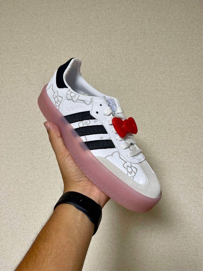 Adidas Hello Kitty Samba (Japanpasabuy), Women's Fashion, Footwear,  Sneakers on Carousell
