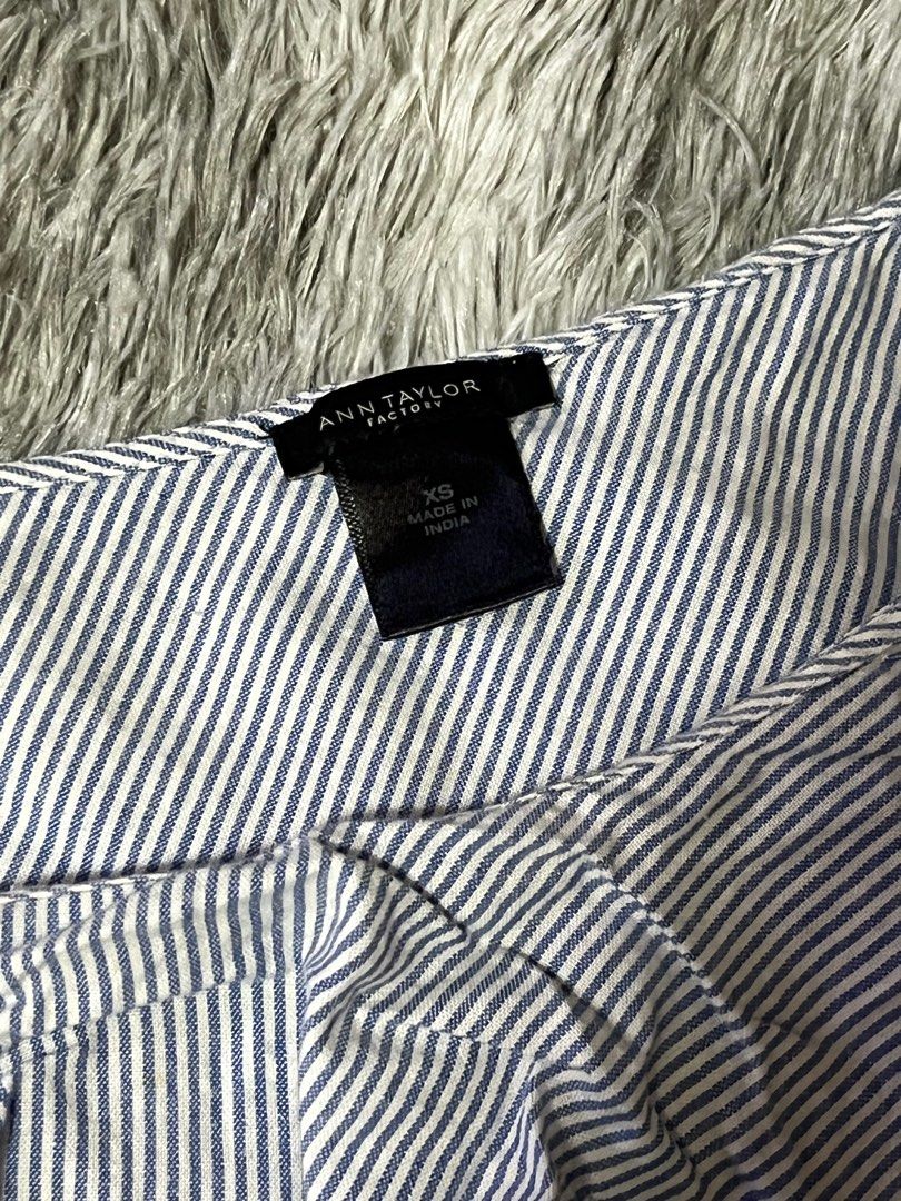 Ann Taylor Casual Plain One Shoulder Ruffle Top (Category: Blouses) located in Roxas. Submitted by lacerna_wears (Listing ID 1326710351, Image 2). Description: RFS: decluttering Finally selling my favorite Nikki-Gil-inspired top. 🥺.