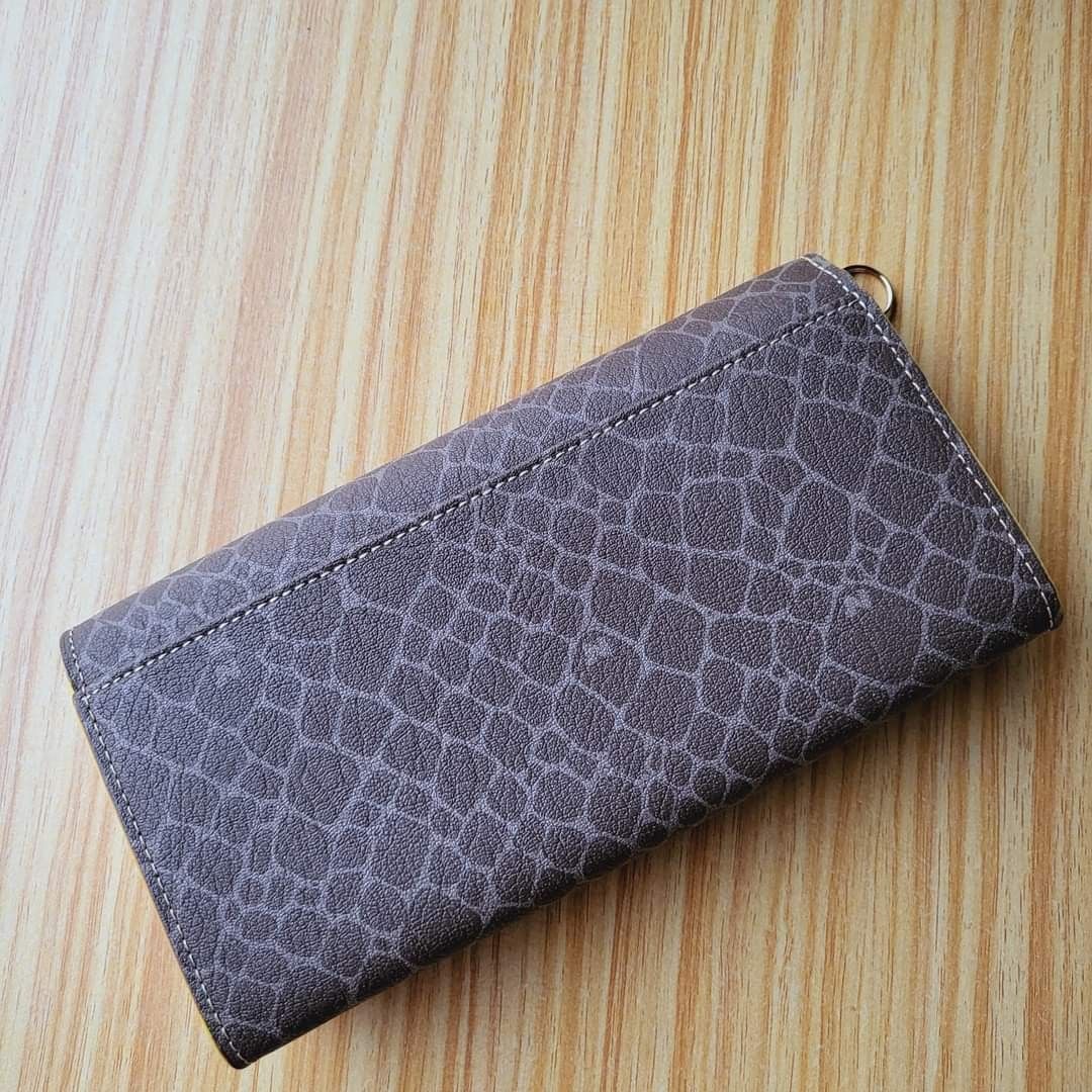 Authentic Nina Ricci long wallet (Category: Luxury Bags & Wallets) located in Manila. Submitted by junri0 (Listing ID 1326681082, Image 3). Description: ❗️₱3,500❗️ Authentic Nina Ricci long wallet Almost New Condition PM 📩 All posted photos are actual and Onhand Sf c/o buyer.