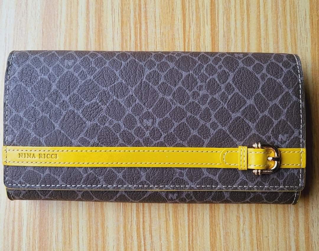 Authentic Nina Ricci long wallet (Category: Luxury Bags & Wallets) located in Manila. Submitted by junri0 (Listing ID 1326681082, Image 1). Description: ❗️₱3,500❗️ Authentic Nina Ricci long wallet Almost New Condition PM 📩 All posted photos are actual and Onhand Sf c/o buyer.