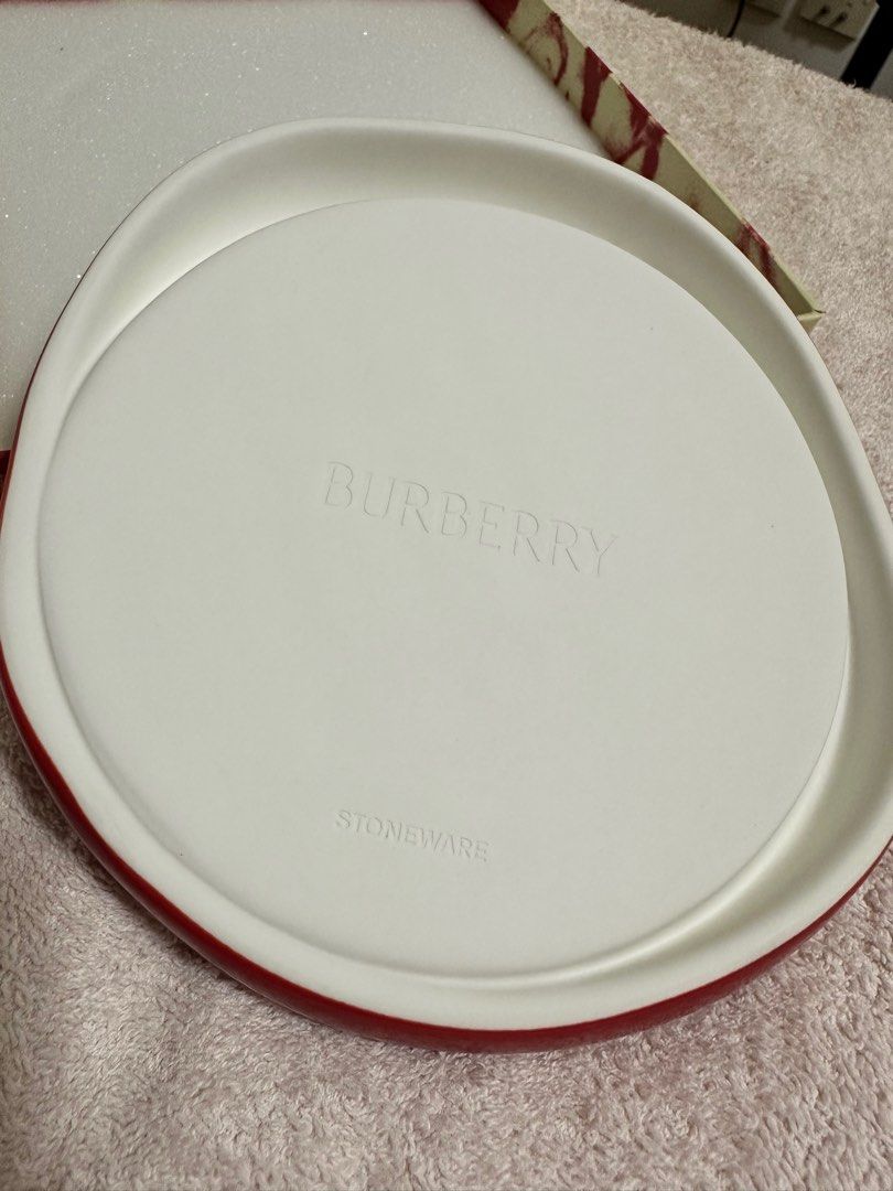 Burberry plates online