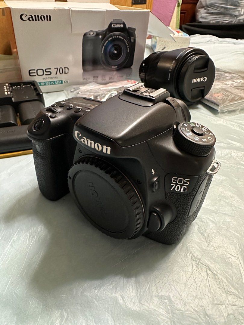 Canon EOS 70D 鏡頭18-135mm IS STM Kit Set 數碼相機全機身全 Canon EOS 70D 鏡頭18-135mm IS STM Kit Set 數碼相機全機身全