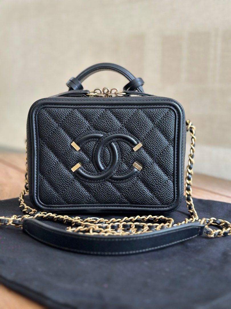 Chanel CC Filigree Vanity case Small Luxury Bags Wallets on Carousell