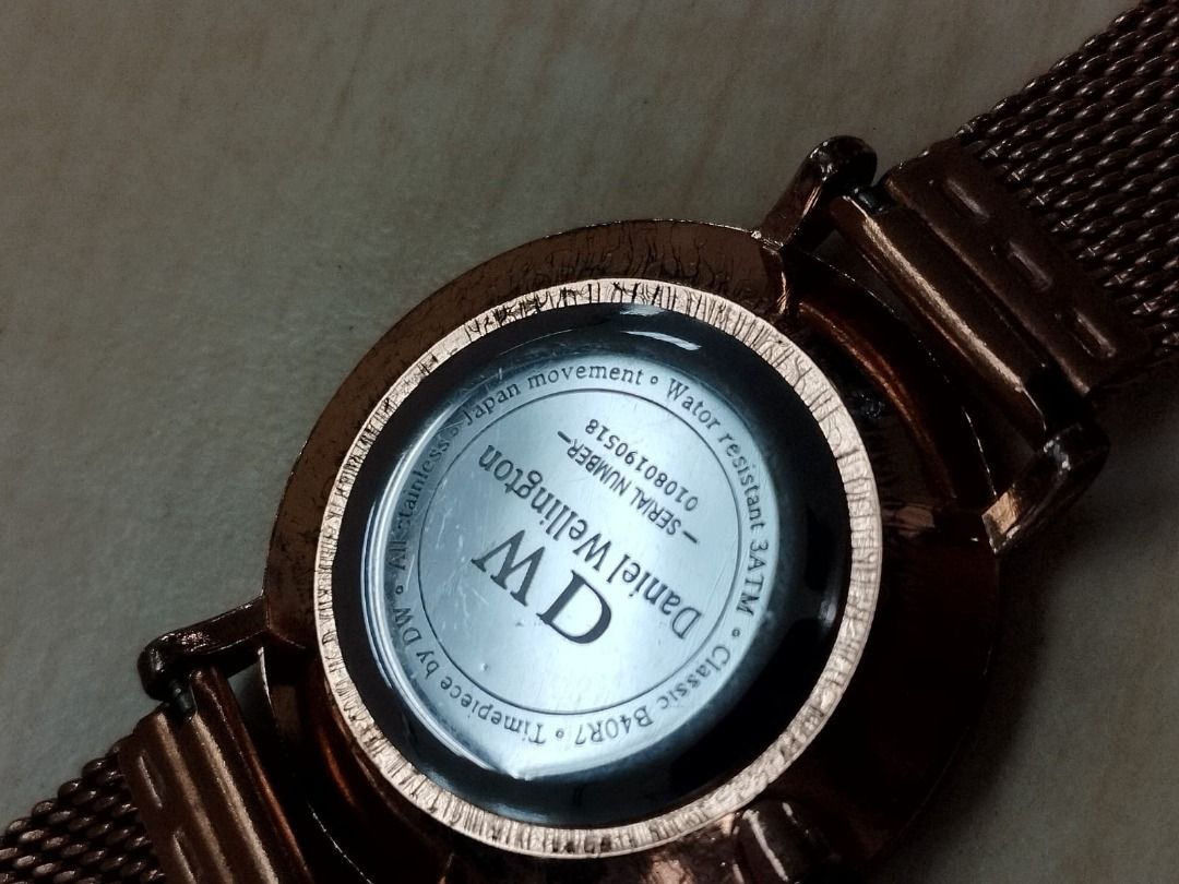 Daniel Wellington 40mm Rose Gold Meshed Band Retail 229 Women s Fashion Watches Accessories Watches on Carousell