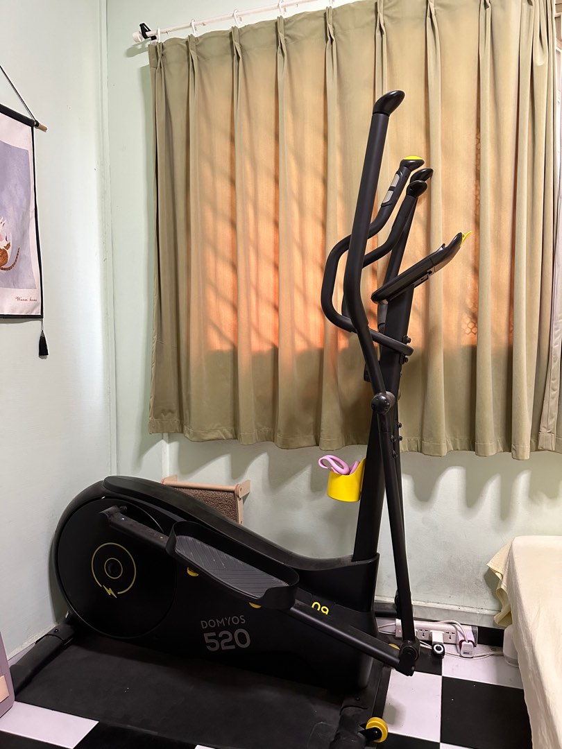 Decathlon cross trainer 520