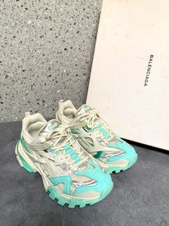 (Kategori: ) berada di . Dikirim oleh kiano_shoes (ID iklan 1326689189, Gambar 1). Deskripsi: .