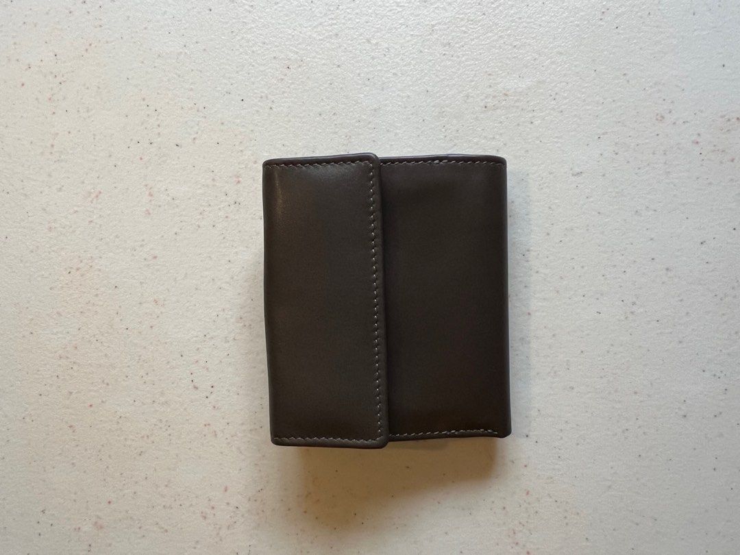 Fino Wallet (Category: Wallets & Card holders) located in Muntinlupa City. Submitted by Jtsok (Listing ID 1326725422, Image 2). Description: Original price is 3300 Bought last July 2024 .