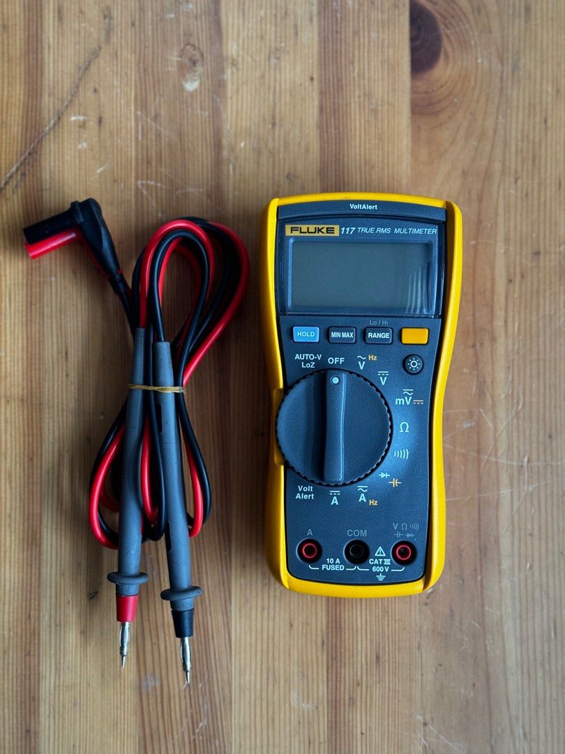Fluke 117 Digital Multimeter (Category: Construction Tools & Equipment) located in Talisay. Submitted by kim_rey (Listing ID 1326780036, Image 1). Description: Features: ▪️VoltAlert™ technology for non-contact voltage detection ▪️AutoVolt automatic AC/DC voltage selection ▪️Low input impedance: helps prevent false readings due to ghost voltage ▪️Large white LED backlight to work in poorly lit areas ▪️True-RMS for accurate measurements on non-line
