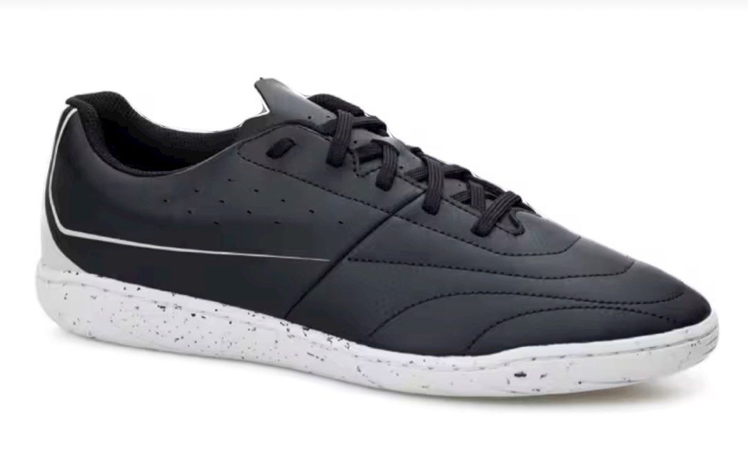 Futsal trainers best sale