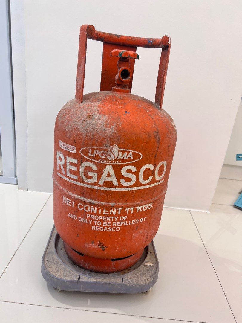 Gasul Tank (empty) (Category: Other Kitchen Appliances) located in San Pedro. Submitted by carell_garcia08 (Listing ID 1326738051, Image 1). Description: .