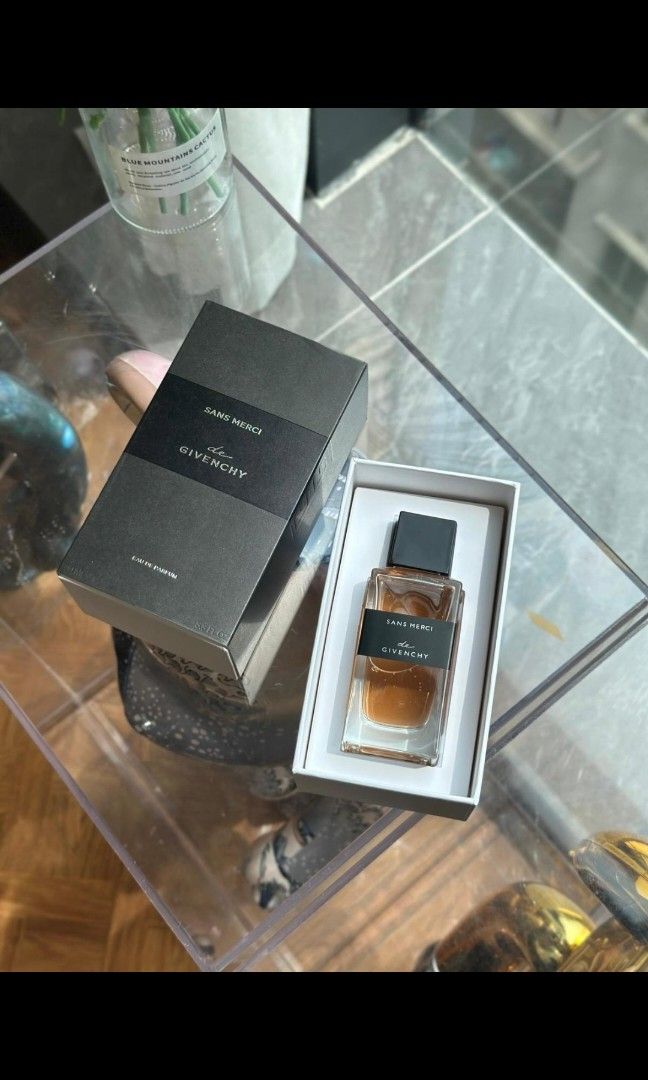Givenchy Sans Merci 香水 【公式通販】