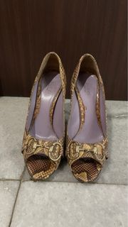 (Kategori: ) berada di . Dikirim oleh DAchangingroom (ID iklan 1326777909, Gambar 1). Deskripsi: .