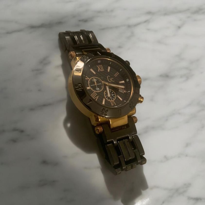 Guess gc 47000g top