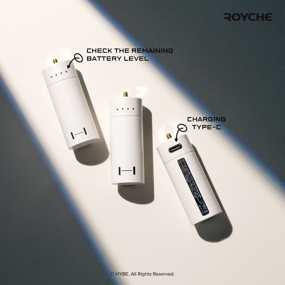 HYBE OFFICIAL LIGHTSTICK BATTERY ( bts svt txt enhypen le sserafim ...