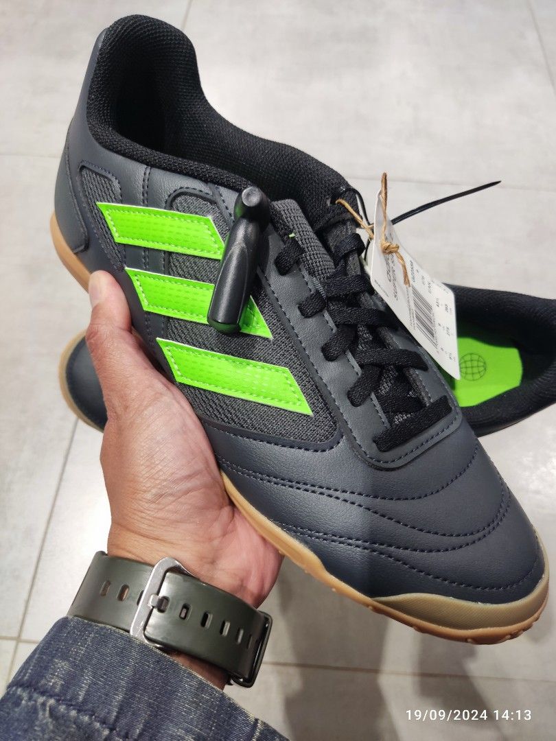Kasut adidas futsal top