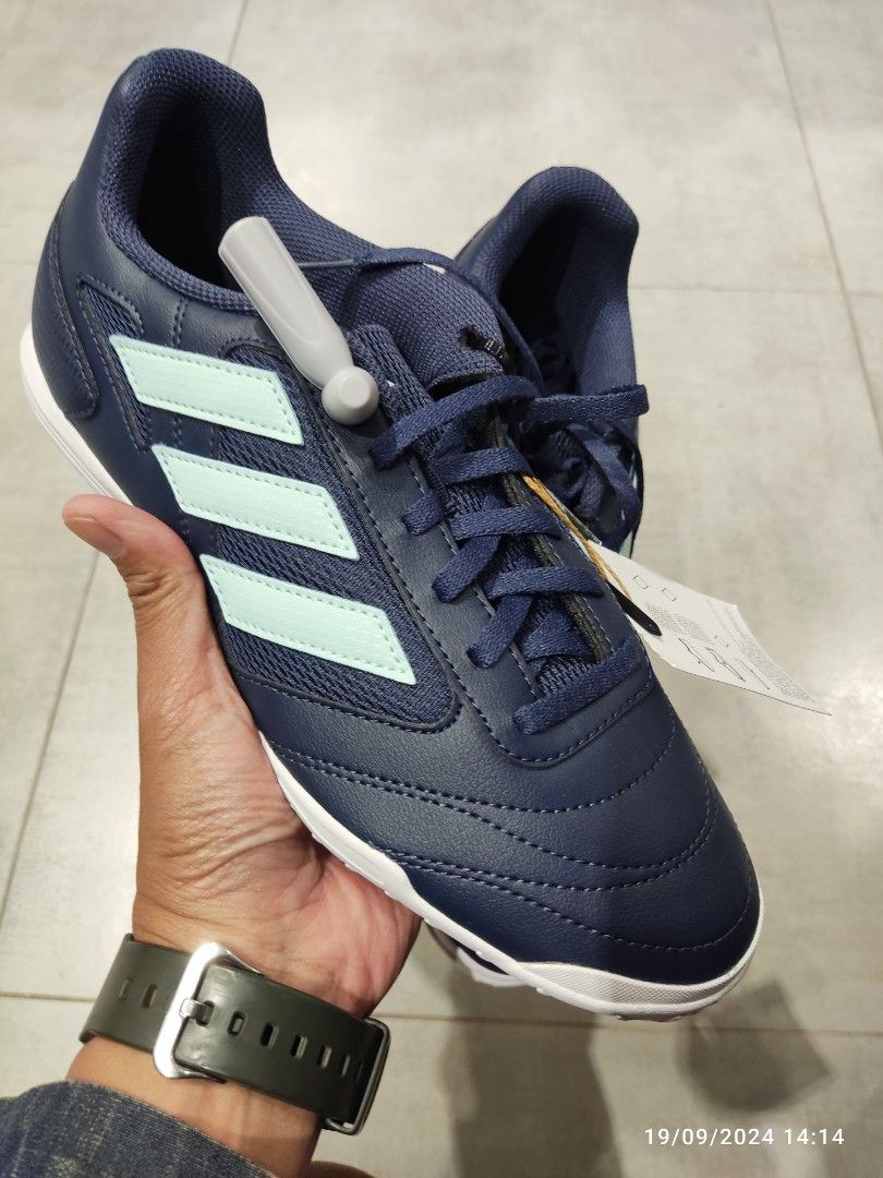 Kasut futsal adidas 218 clearance