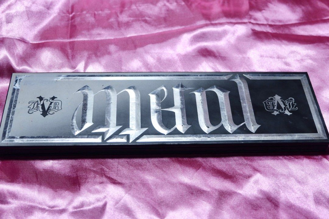 Kat Von D metal eyeshadow pallette (Category: Makeup) located in Caloocan City. Submitted by portiahermes (Listing ID 1326780504, Image 1). Description: May flaw kaya selling this for super low price. swatched lang kaso accidentally na scratched ung ibang pallete. missing 1 shade. originally cost 3k+ Selling this for only 500 fix na po yan Pick up sampaloc manila.