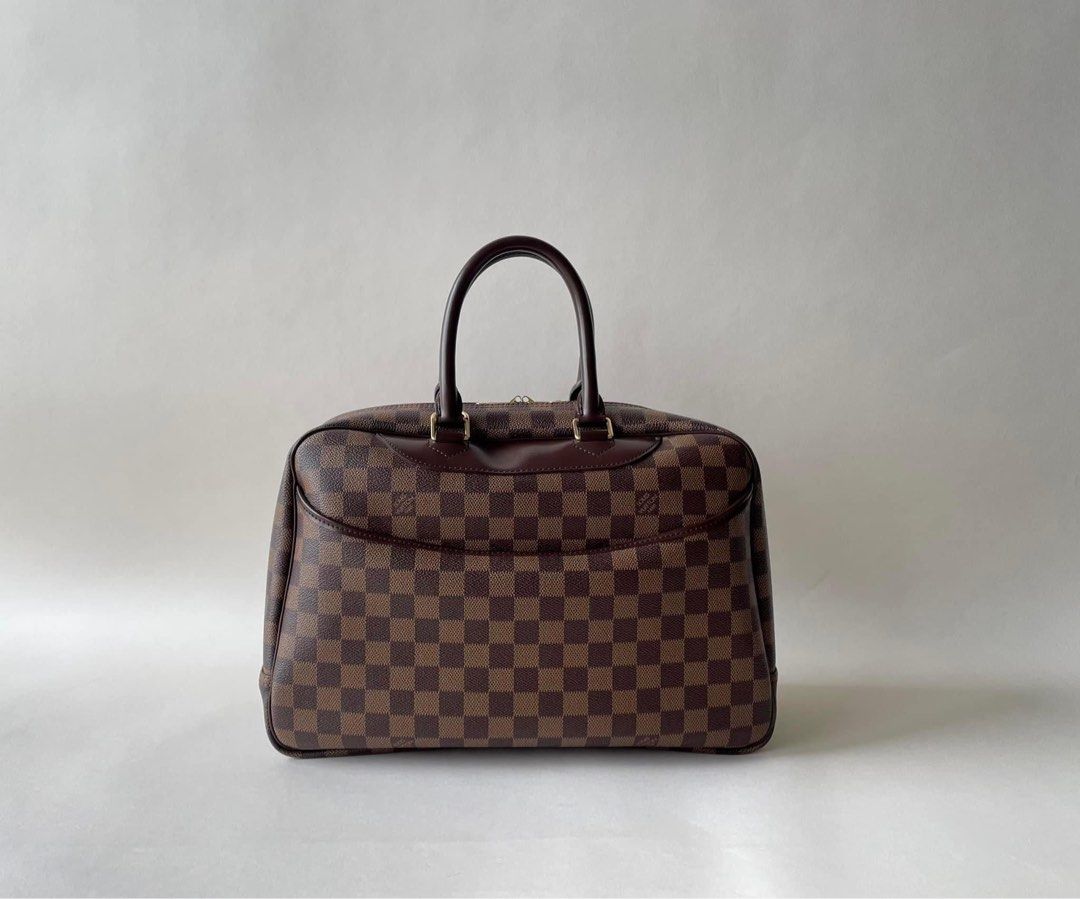 LV Deauville Damier (Category: Luxury Bags & Wallets) located in Manila. Submitted by bagislifeshop (Listing ID 1326816777, Image 3). Description: .