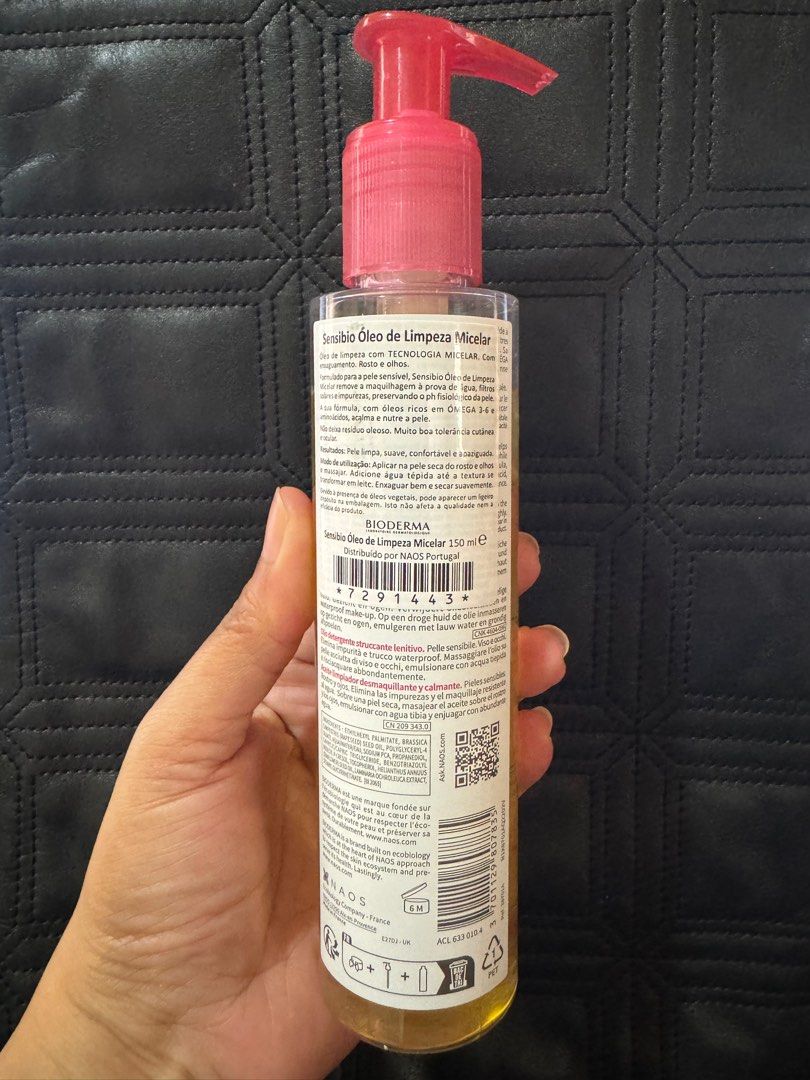 Micellar Cleansing Oil (Category: Face Care) located in Cebu City. Submitted by synpb13 (Listing ID 1326665009, Image 3). Description: Soothing make-up remover cleansing oil Used 10% only.