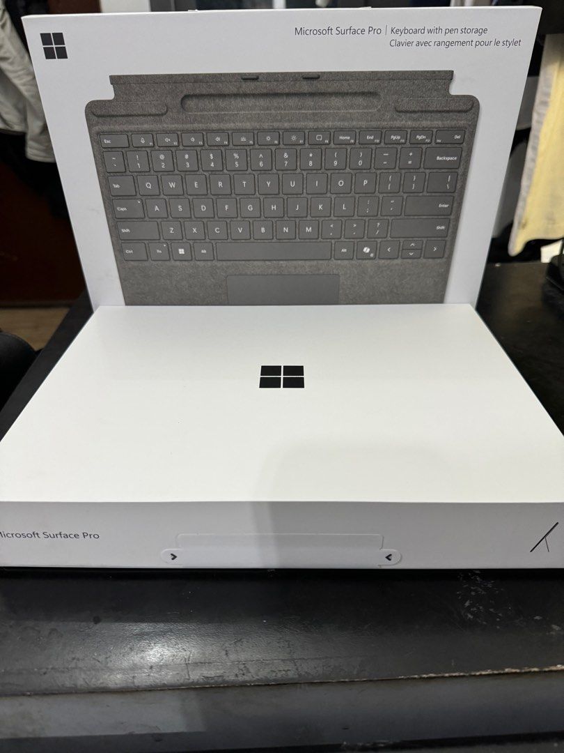 Microsoft Surface Pro 11 X Elite 16gb/512gb (Category: Laptops & Notebooks) located in Muntinlupa City. Submitted by edyboi (Listing ID 1326834012, Image 1). Description: Brand new Microsoft Surface Pro 11 (sealed) - Snapdragon X Elite - 16gb - 512gb - Platinum Free: Microsoft Surface Pro Keyboard with Pen Storage (NO PEN INCLUDED) For meet up only: - Anuva Residences, Muntinlupa City Mode of payment: - Bank Transfer .