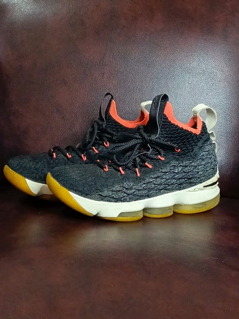 Lebron 15 bright crimson clearance