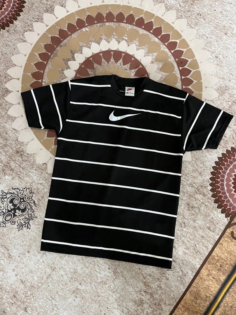 Stripe nike new arrivals