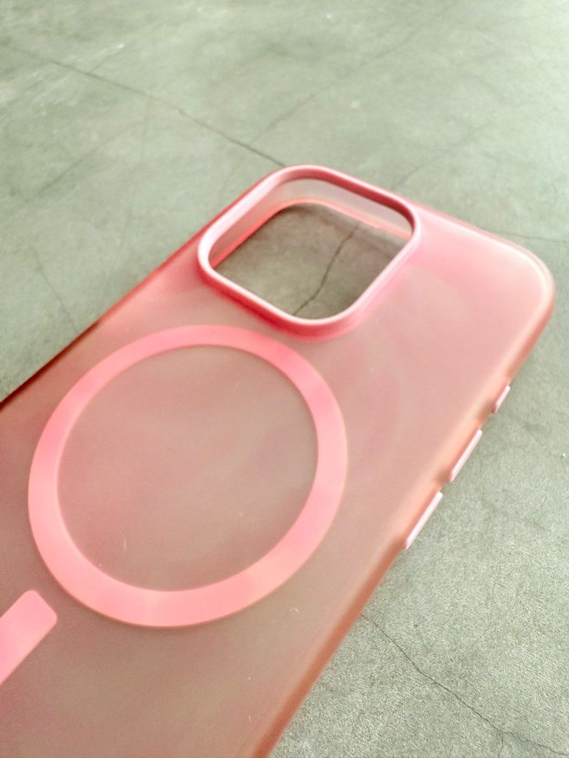 Original Otterbox Figura Series Pink Magsafe iPhone 15 Pro Case