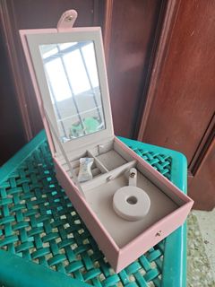 (Category: ) located in . Submitted by jamoo11 (Listing ID 1326741779, Image 1). Description: .