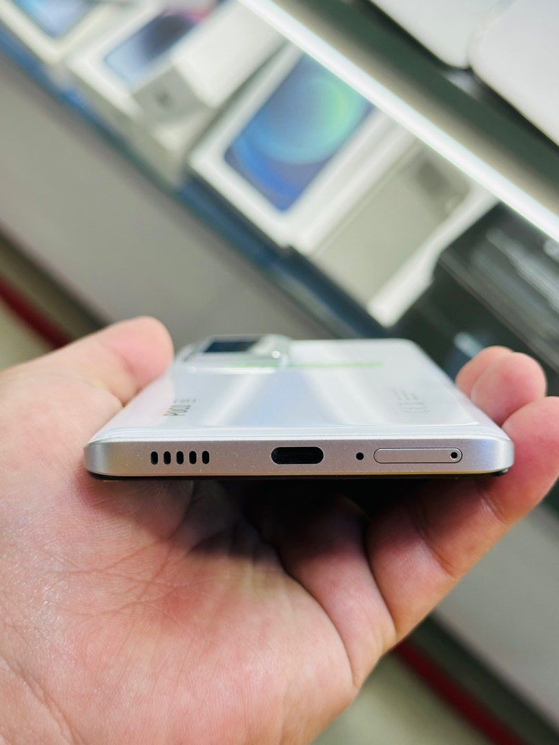 Poco F5 Pro 512gb Dualsim FU (Category: Android Others) located in San Juan City. Submitted by javedsgadgetshop (Listing ID 1326670095, Image 2). Description: OPEN FOR INSTALLMENT VIA CREDIT CARD/GGIVES/SPAY/BILLEASE & SWAP/TRADE-IN! BUY AND SELL! Quick Specs : Poco F5 Pro •512gb •NTC Variant •Good batt health •Factory Unlock •95% Smoothness •No hidden issue | No Repaired •100% Authentic | Not Refurbished •w/ OEM Charger & store warranty ❣️ - ser
