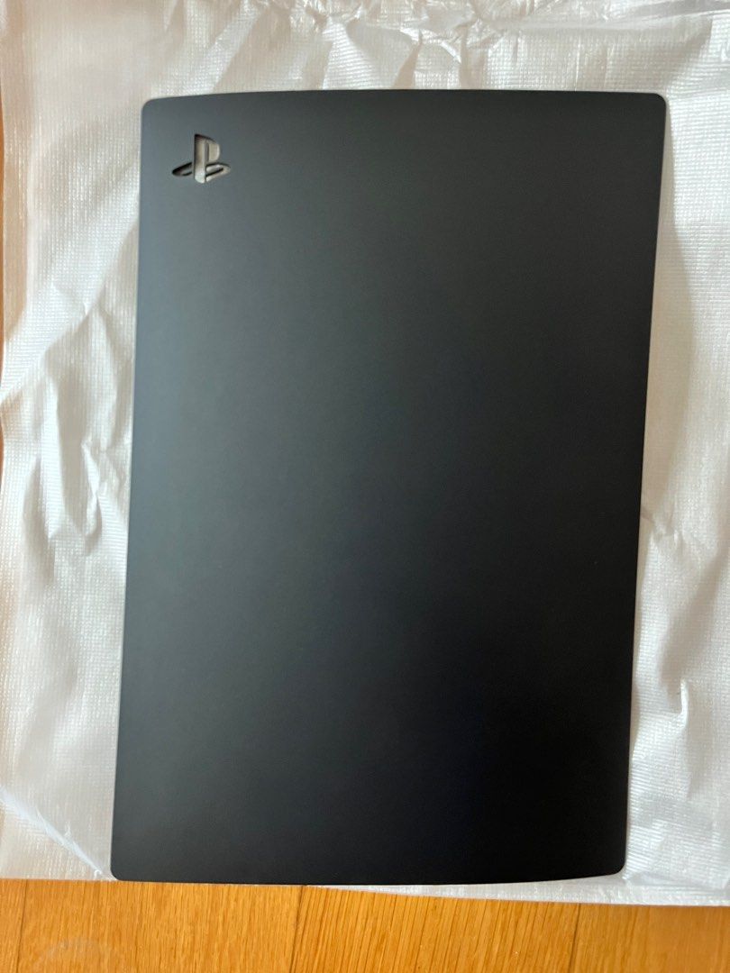 PS5 Shell and Horizontal Stand, Video Gaming, Video Game Consoles