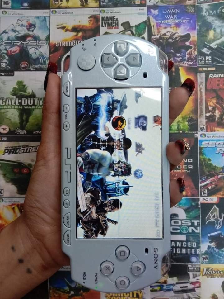 [PRE-ORDER] PSP V2 2000 SLIM MODEL (Category: PlayStation) located in Quezon City. Submitted by flybuy.22 (Listing ID 1326786741, Image 3). Description: .