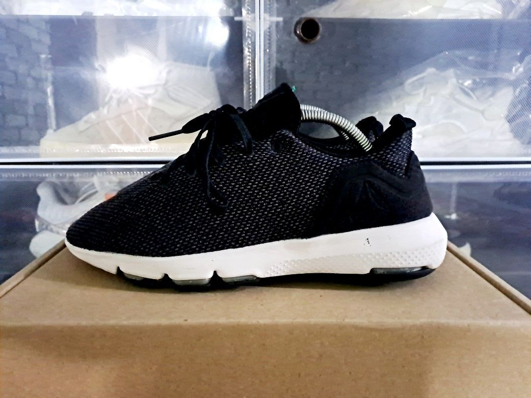 Reebok Cloudride DMX 3.0 Men s Fashion Footwear Sneakers on Carousell