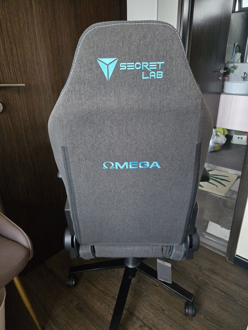 Secret lab titan chair, Furniture & Home Living, Furniture, Chairs on ...
