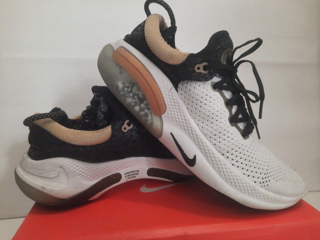 Sepatu NIKE RUNNING JOYRIDE kolab shanghai size 43 Fesyen Pria Sepatu Sneakers di Carousell