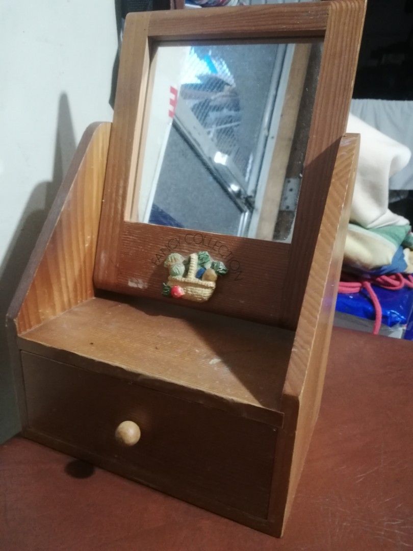 small wooden drawer, w mirror (Category: Storage Boxes & Baskets) located in Paranaque City. Submitted by 4thestate.surplusan (Listing ID 1326787492, Image 2). Description: small vintage drawer w mirror, in good condition.see pix.