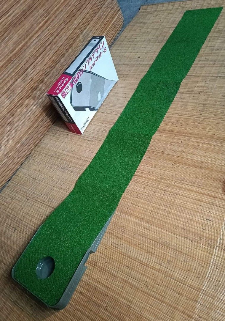 Soko golf putt mat (Category: Golf) located in Quezon City. Submitted by matetdevis13 (Listing ID 1326768183, Image 1). Description: SOKO Golf Putt Mat Price : 1200 230 x 30 centimeters In VERY good condition Code rusdha.