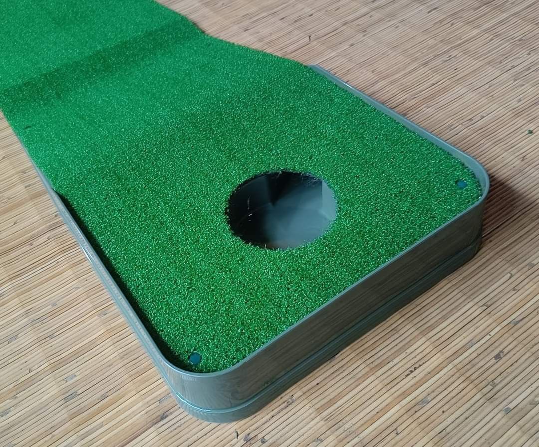 Soko golf putt mat (Category: Golf) located in Quezon City. Submitted by matetdevis13 (Listing ID 1326768183, Image 2). Description: SOKO Golf Putt Mat Price : 1200 230 x 30 centimeters In VERY good condition Code rusdha.