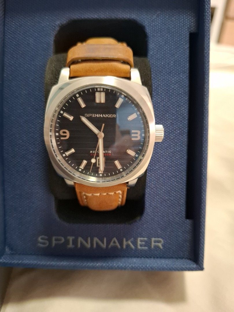 Spinnaker Hull Riviera Automatic, Men's Fashion, Watches