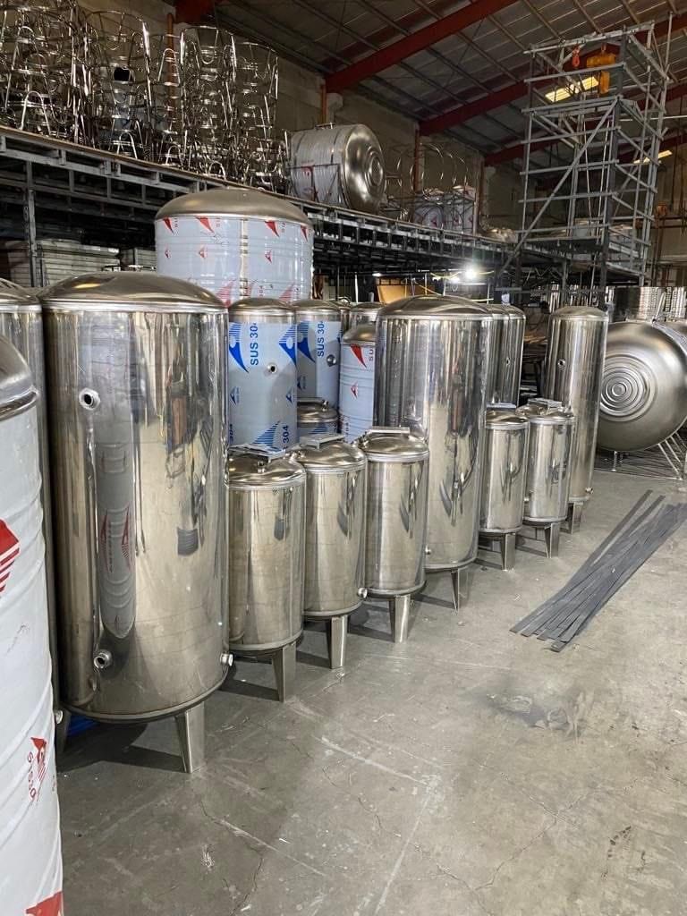 Stainless Pressure tank (Category: Construction Tools & Equipment) located in Manila. Submitted by melody.tulale001 (Listing ID 1326665663, Image 1). Description: Direct factory pressure tank 1.2mm thickness Stainless 304 Others: Water tank Booster pump Frp tank Other water treatment supplies Contact 02 8818 2826 0995 559 5066.