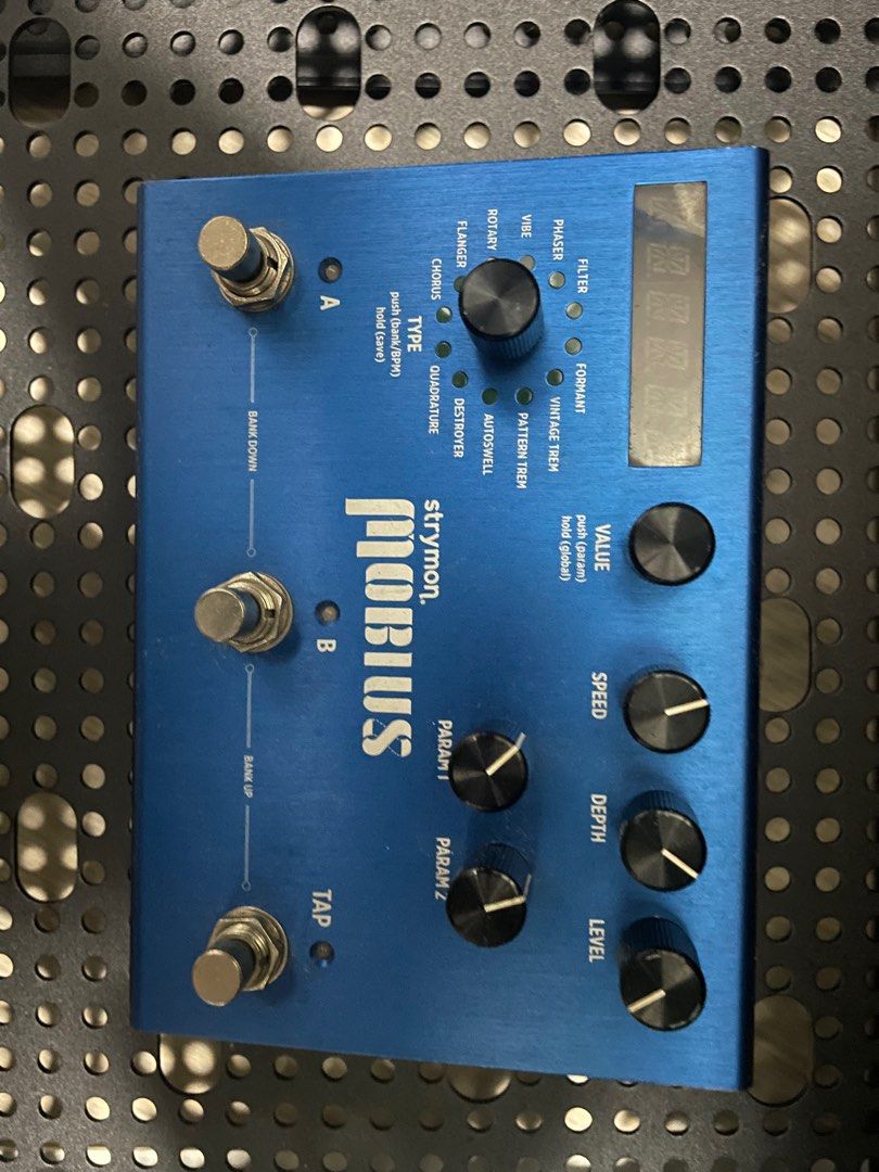 strymon mobius 中古（売却済み） strymon 【OUTLETセール】mobius【Multi Modulation】（ストライ