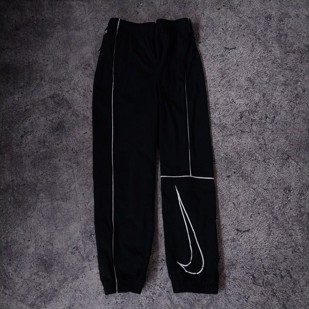 TRACK PANTS NIKE SB SWOOSH BLACK Original Fesyen Pria Pakaian Bawahan di Carousell