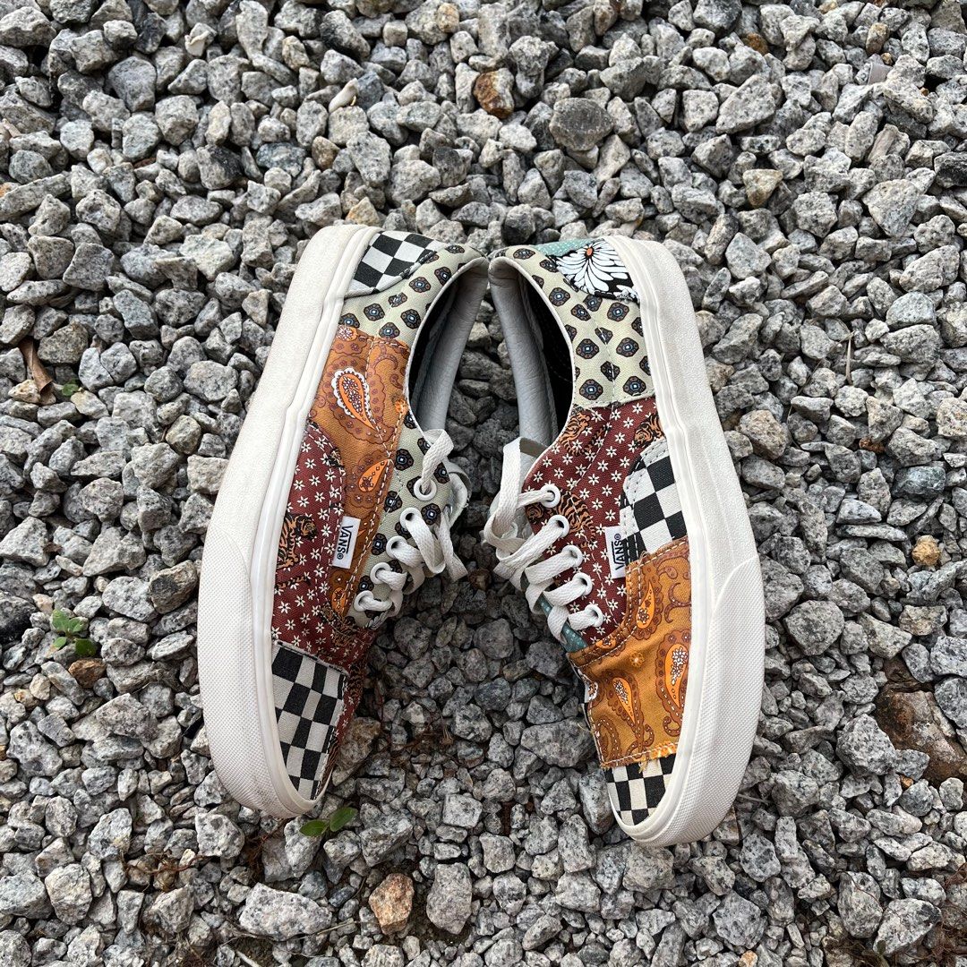 Vans Era Tiger Patchwork Original, Fesyen Pria, Sepatu Sneakers